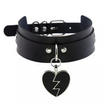 choker noir coeur brisé