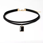 collier choker noir pierre rectangulaire